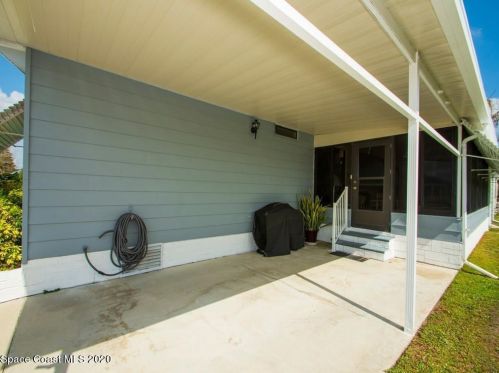 638 Wedelia Dr, Sebastian FL  32976-7120 exterior