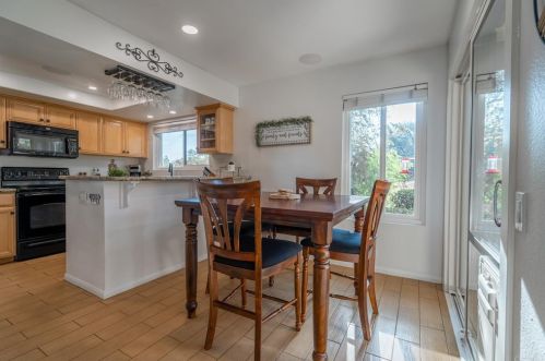 2142 Alpine Glen Pl, Alpine CA  91901-2120 exterior