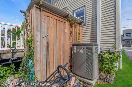 309 Ave, Belmar NJ 07719-2429 exterior