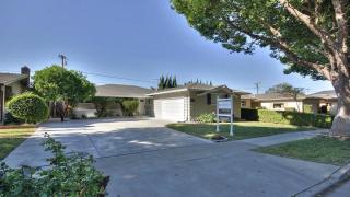 1051 Homestead Rd, Sunnyvale, CA 94087-5028