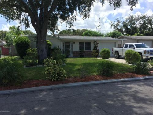 12804 College Hill Dr, Port Richey, FL 34667-1824