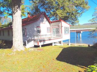 15 Lakeside Ave, Sacandaga, NY 12134-5611
