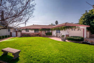3436 Ashcroft Ave, Fresno, CA 93722-4249