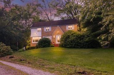 1066 Jefferson St, Pittsburgh, PA 15235-3932