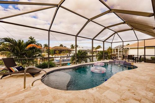 1090 Cara Ct, Marco Island FL  34145-4563 exterior