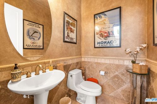 80481 Spanish Bay, La Quinta CA  92253-5698 exterior