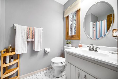 9873 Olcott Ave, Dyer IN 46373-9286 exterior