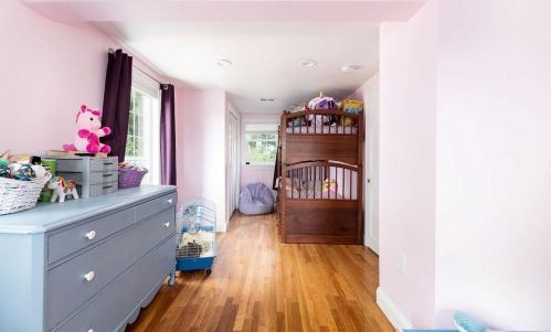 2 Howard St, Salem NH  03079-2565 exterior