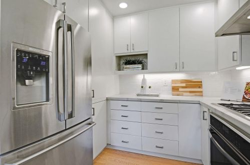 1725 Hampton Ave, Redwood City CA  94061-2608 exterior