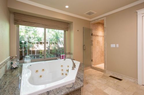 9918 Poppy Hills Dr, Valley Home CA 95361-9617 exterior