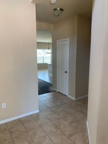 137 Moulins Ln, Georgetown, TX 78626-7637