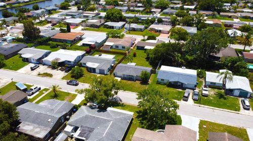 3530 Trask Dr, Tarpon Springs FL  34691-3363 exterior