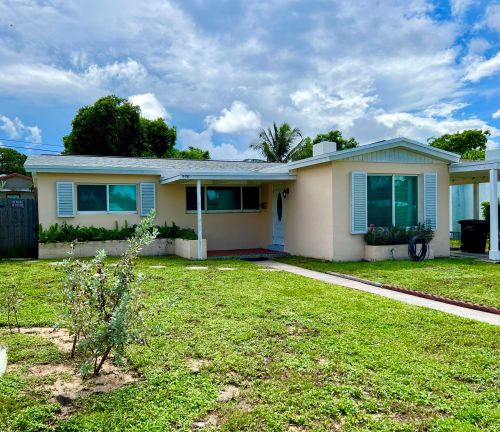 938 Hansen St, West Palm Beach, FL 33405-3020