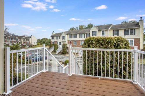 20 Cambridge, Oxford NJ  07863-3407 exterior
