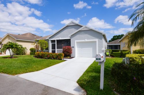 551 Portofino Ln, Fort Pierce, FL 34986-1711