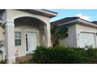 18143 144th Pl, Miami, FL 33177-3322