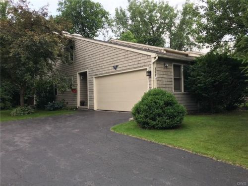 8636 Braewood Dr, Radisson, NY 13027-1620