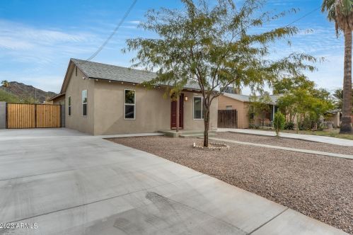 8921 10th St, Phoenix AZ  85020-3003 exterior