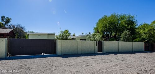 341 Tucson Blvd, Tucson AZ 85713-2065 exterior