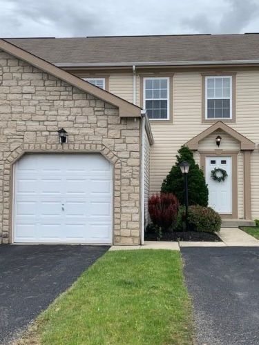 590 Faith Ann Dr, Pataskala, OH 43062-7064