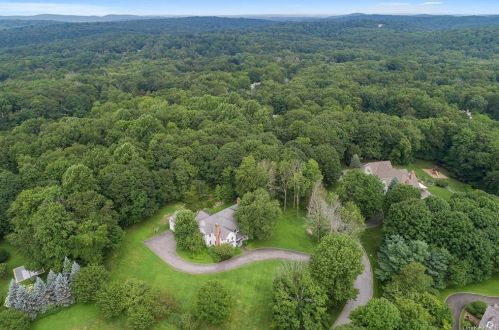 22 Waring Rd, Scotts Corners, NY 10576-2226