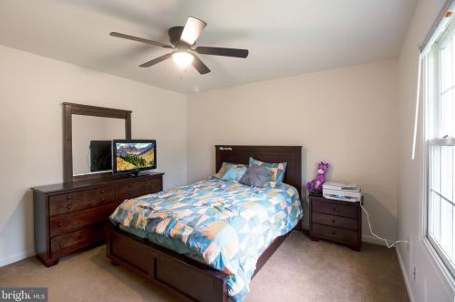 608 Halleck St, Fredericksburg VA  22407-8627 exterior