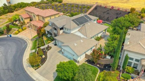 1781 Summer Cloud Ct, Folsom CA  95630-6249 exterior