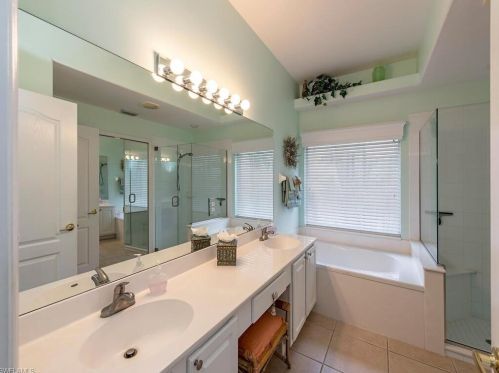 23701 Copperleaf Blvd, Bonita Springs FL 34135-8164 exterior