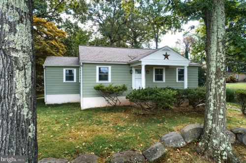 388 Newtown Richboro Rd, Southampton, PA 18954-1710