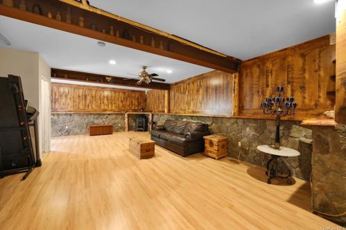 57 Wayne Ave, Airmont NY  10901-4617 exterior