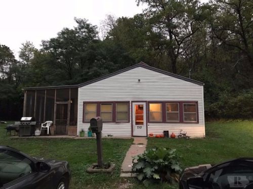 710 Baker St, Cliffland, IA 52501-1816