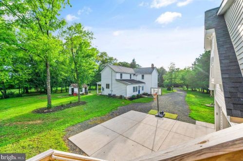 10719 Kettle Run Rd, Nokesville VA  20181-1715 exterior