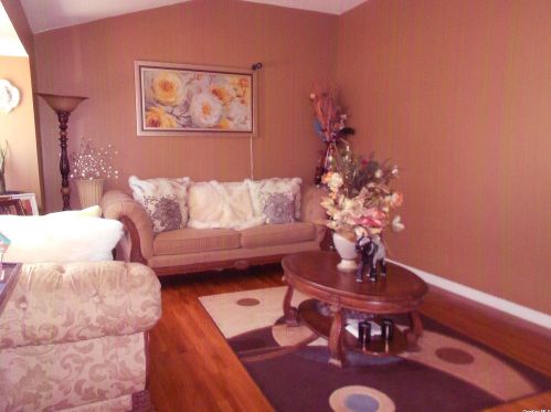 354 17th St, Deer Park NY  11729-6314 exterior