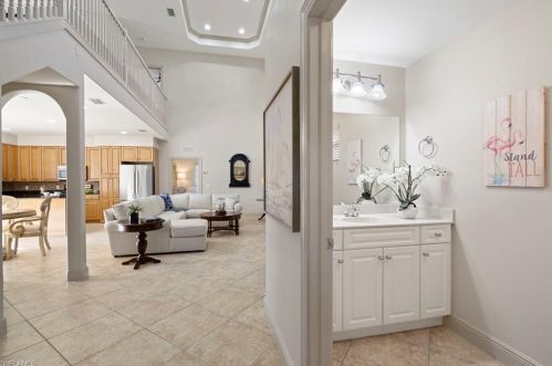 10310 Terry St, Bonita Springs FL  34135-5001 exterior