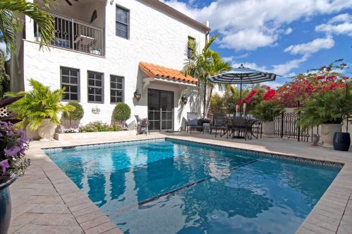258 Granada Rd, West Palm Beach FL  33401-7921 exterior
