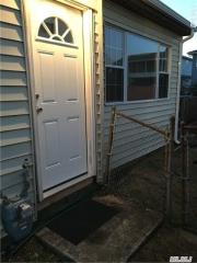28 Kissimee Rd, North Lindenhurst NY  11757-6815 exterior