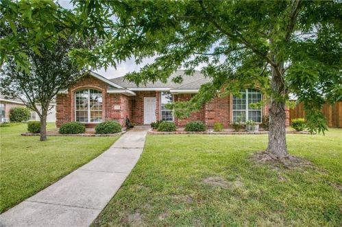 204 Eastridge Ct, St Paul, TX 75098-5139