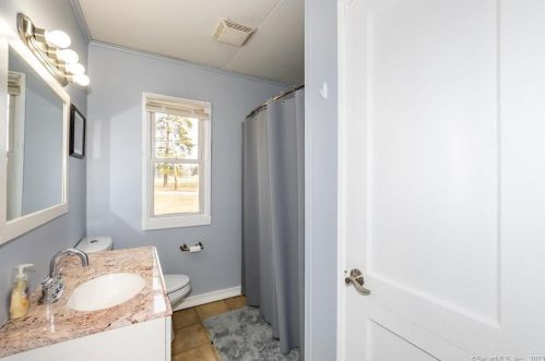 403 Litchfield Dr, Windsor Locks CT  06096-2040 exterior