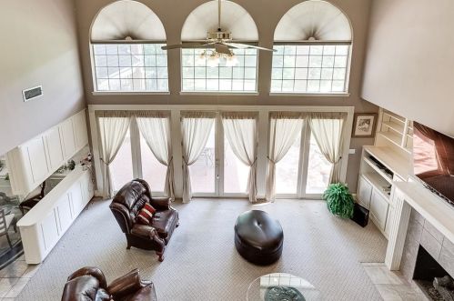 2212 Vly Vw Dr, Cedar Hill TX 75104-6712 exterior