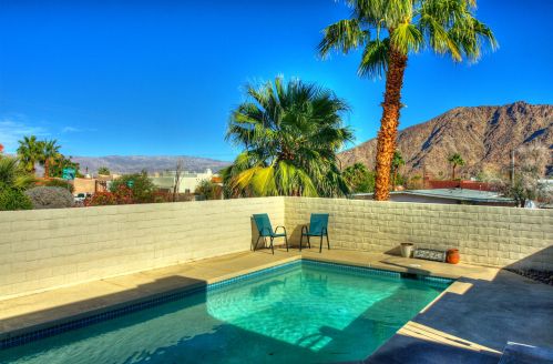 54275 Avenida Carranza, La Quinta, CA 92253-3645