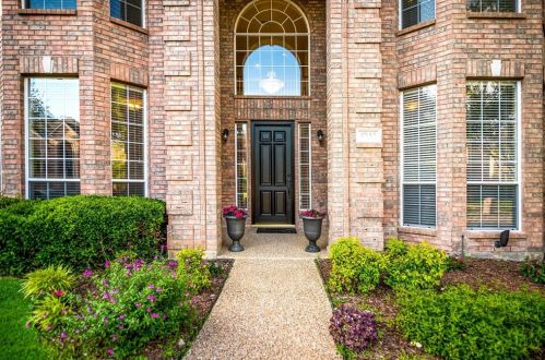 4943 Cape Coral Dr, Dallas, TX 75287-7234