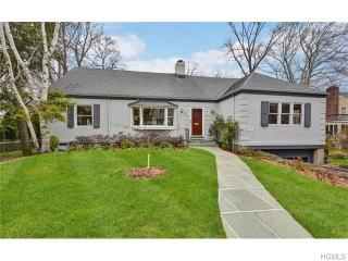 5 Beverly Pl, Larchmont, NY 10538-2601