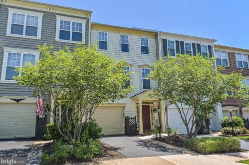 9183 Ribbon Falls Loop, Bristow, VA 20136-6124