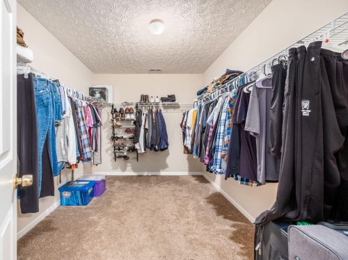 7997 Beardsley Ave, Blacklick OH  43004-5056 exterior