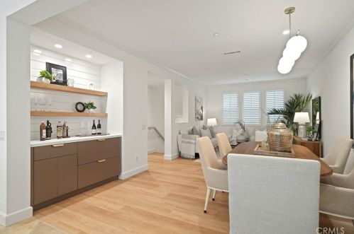 8 Nautical Mile Dr, Newport Beach CA  92663-2784 exterior