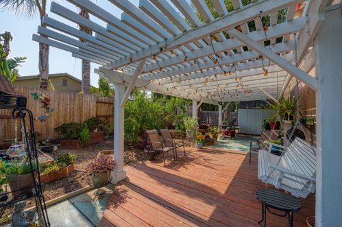 417 Peregrine Dr, Grayson CA  95363-9012 exterior