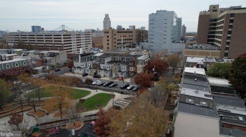 626 Berkley St, Camden, NJ 08103-1414