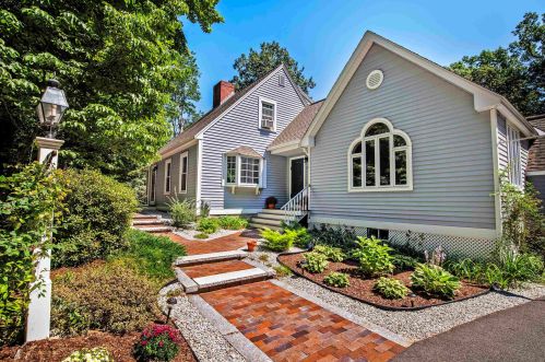 21 Norwood Rd, Salem, NH 03079-5200