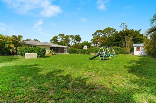 27333 Horne Ave, Bonita Springs, FL 34135-5577