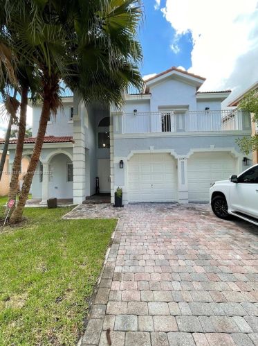 13040 52nd St, Hollywood FL  33027-5453 exterior